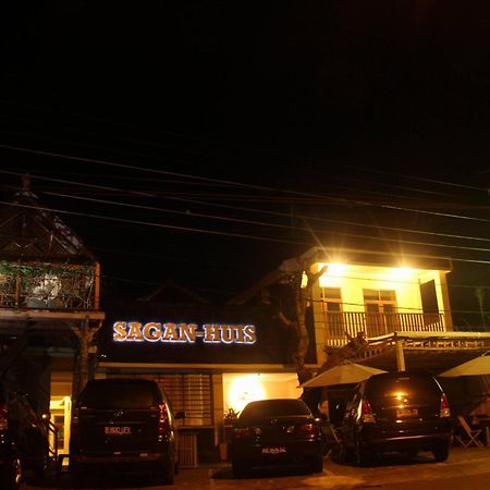 Sagan Huis Hotel Jogjacarta Exterior foto