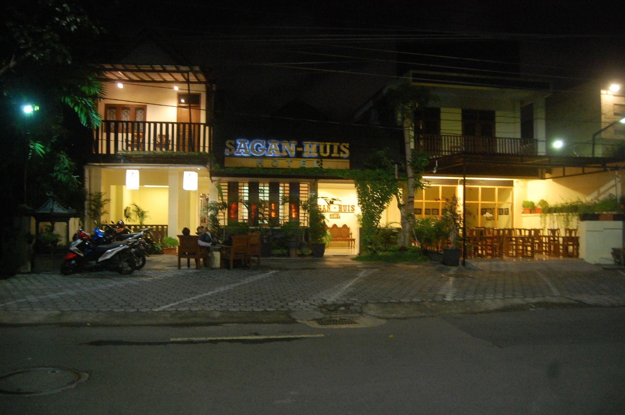 Sagan Huis Hotel Jogjacarta Exterior foto
