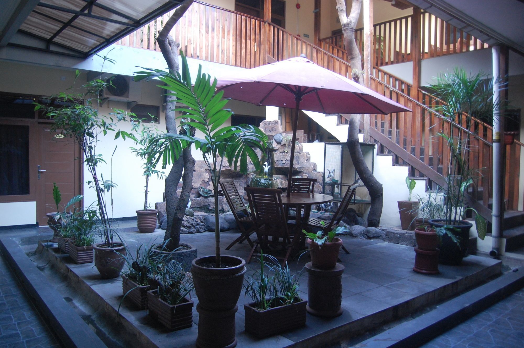 Sagan Huis Hotel Jogjacarta Exterior foto