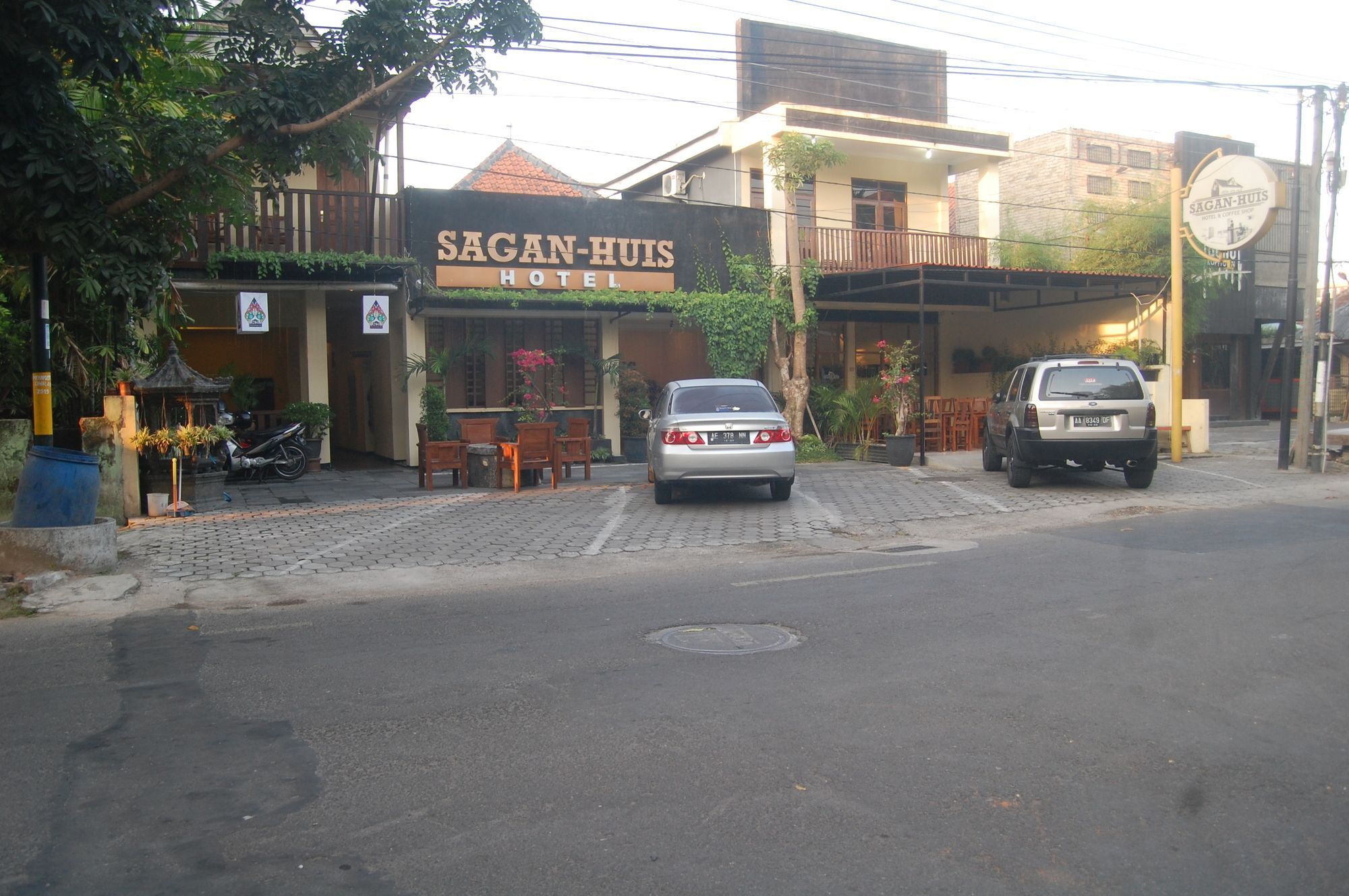 Sagan Huis Hotel Jogjacarta Exterior foto