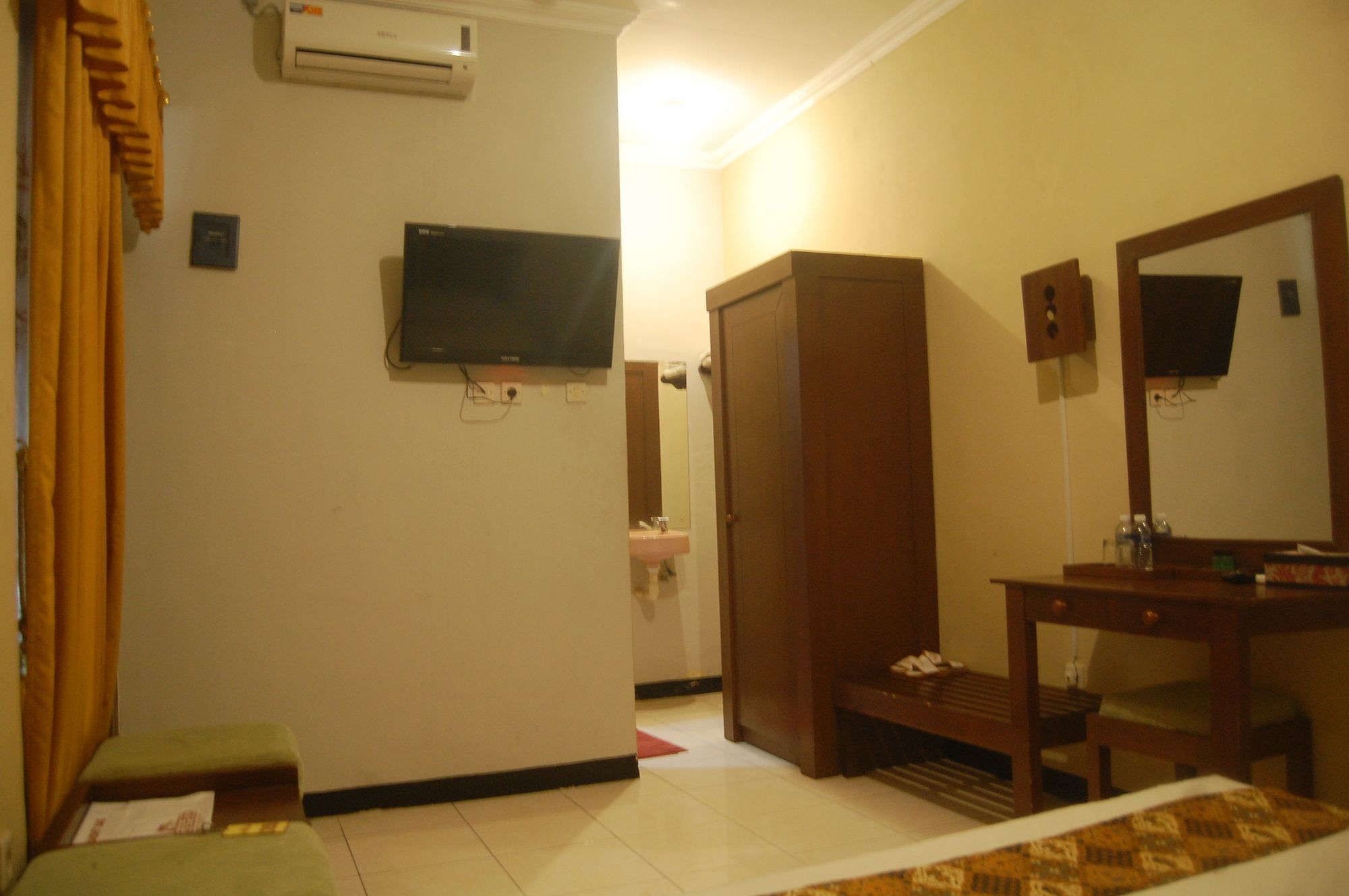 Sagan Huis Hotel Jogjacarta Exterior foto